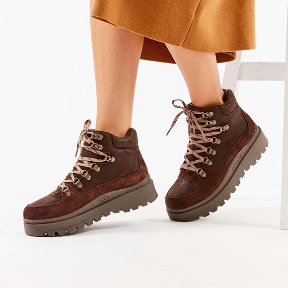 skechers shindigs mid hiker boot